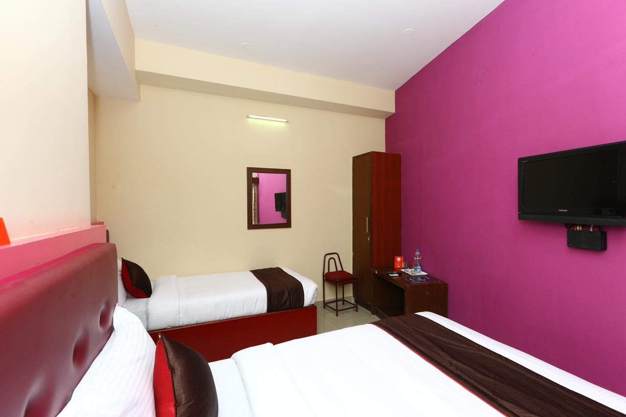 Oyo 8410 Rajeswari Tower Hotel Chennai Exterior photo
