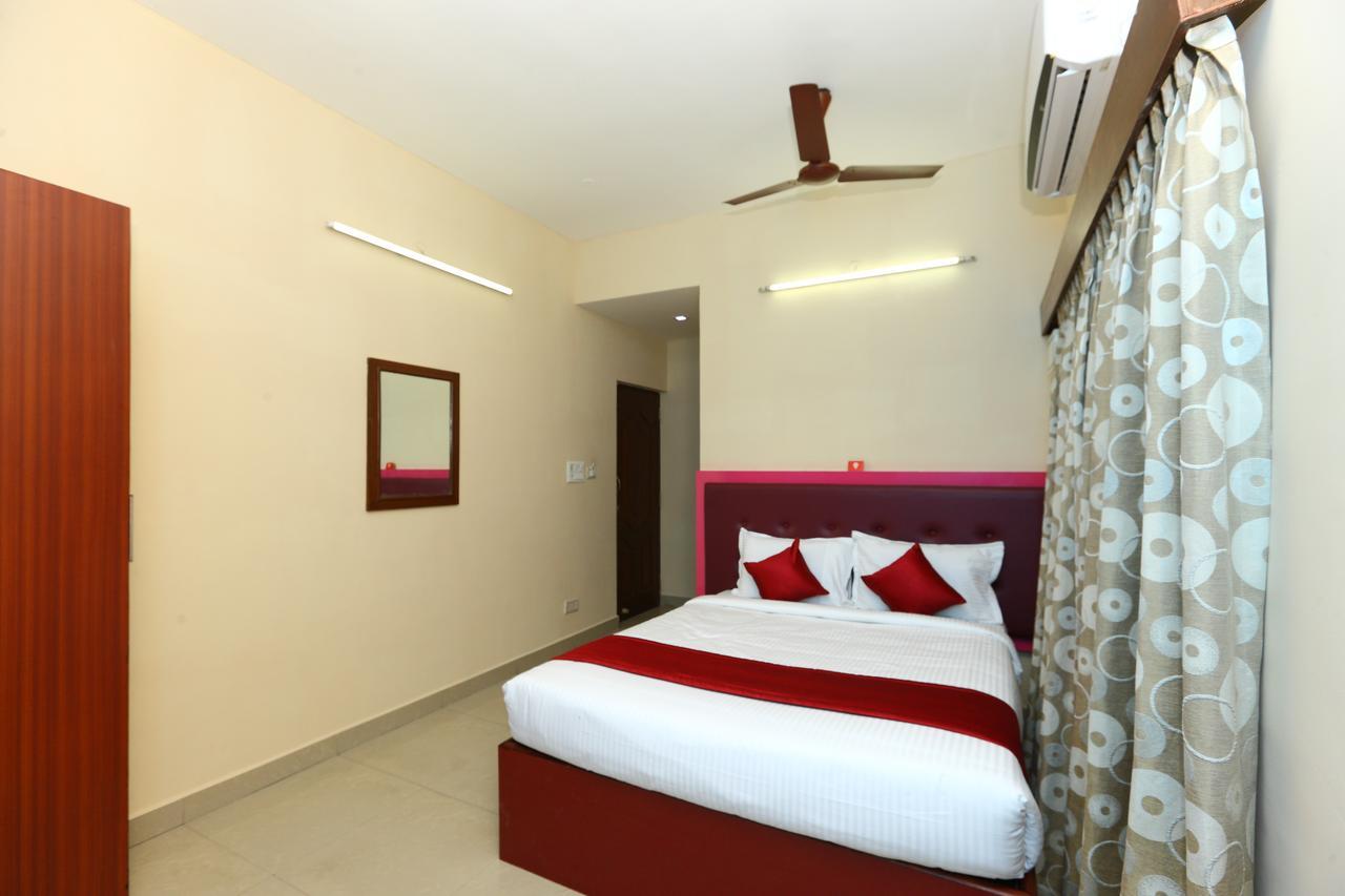 Oyo 8410 Rajeswari Tower Hotel Chennai Exterior photo