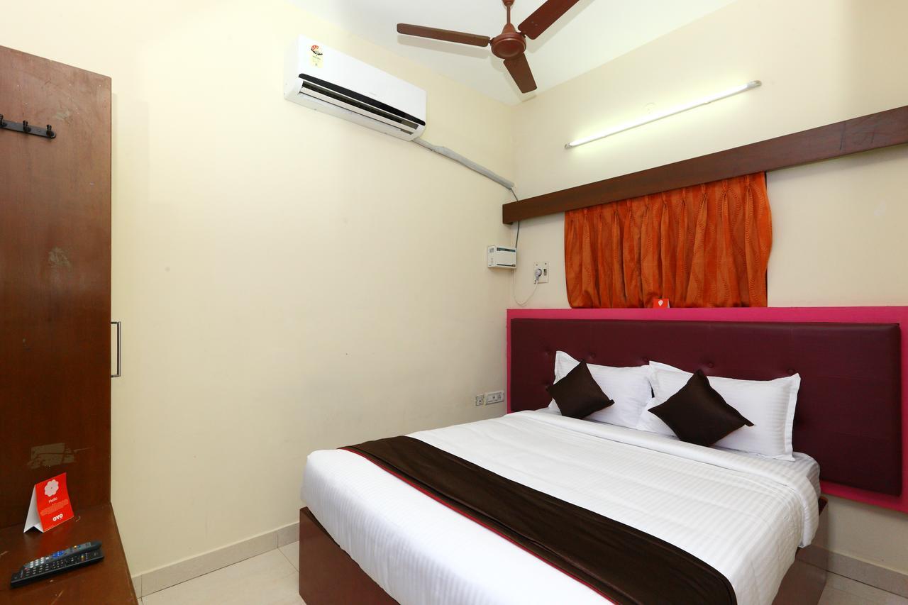 Oyo 8410 Rajeswari Tower Hotel Chennai Exterior photo