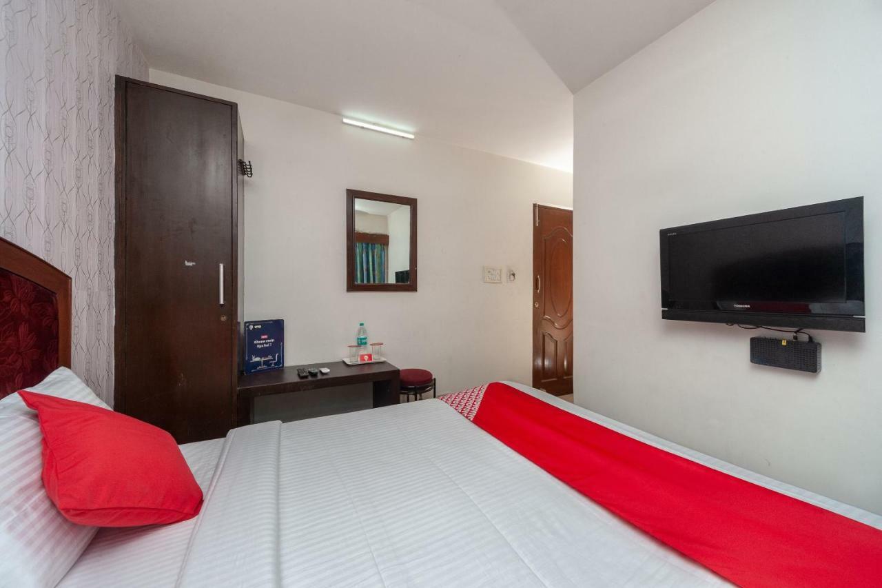 Oyo 8410 Rajeswari Tower Hotel Chennai Exterior photo